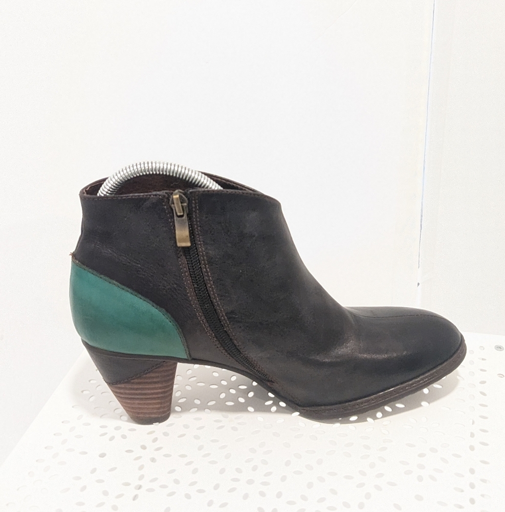 L ' artiste Rhapsody leather boots - Picture 4 of 16